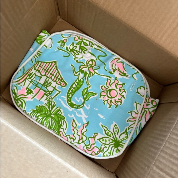 Lilly Pulitzer Handbags - Bermuda bag cover
